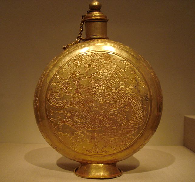 File:Golden canteen with dragon, Ming Dynasty.jpg