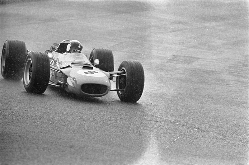File:Grand Prix 68 Zandvoort .Jackie Stewart (Matra-Ford), Bestanddeelnr 921-4608.jpg