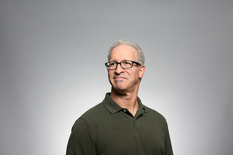 File:Gray-haired man portrait (Unsplash).jpg