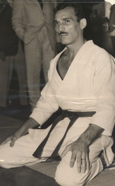 File:Hélio Gracie (1952).tif