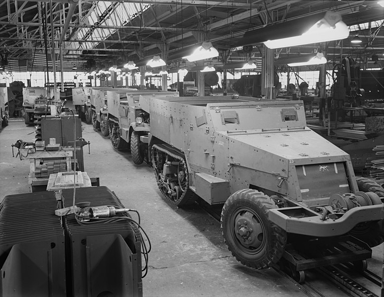 File:Halftrack-production-3.jpg