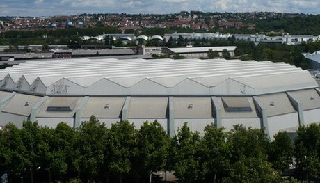 File:Hanns-Martin-Schleyer-Halle (Stuttgart).jpg