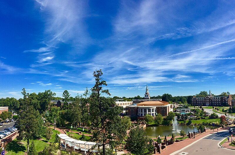 File:Hayworth Park at High Point University.jpg