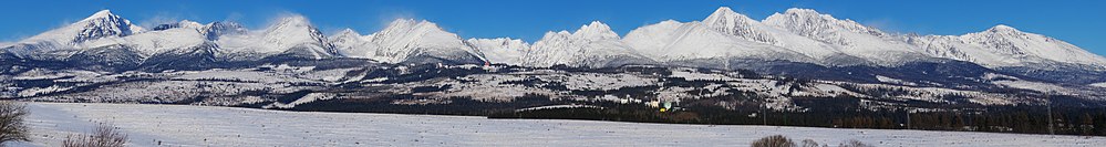 High Tatras Panorama.jpg
