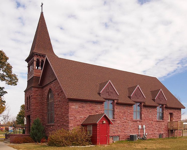 File:Holy Trinity Church Luverne.jpg