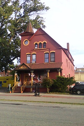 <span class="mw-page-title-main">Hotel Janzen</span> Historic site in Marquette, Michigan