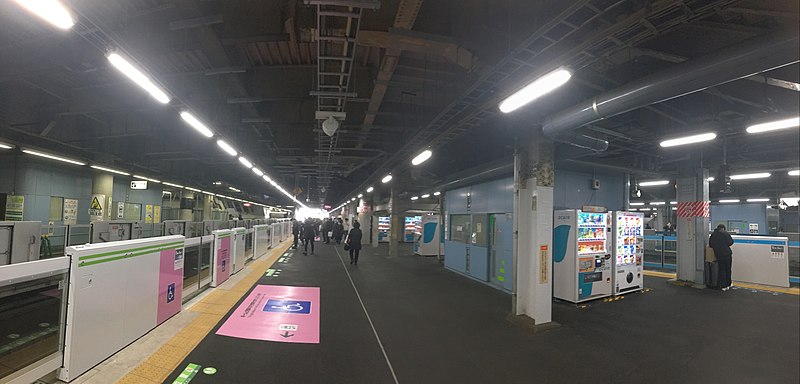 File:JR Shinagawa Station platforms Dec 25 2021.jpeg