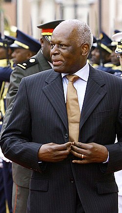 José Eduardo dos Santos vuonna 2007.