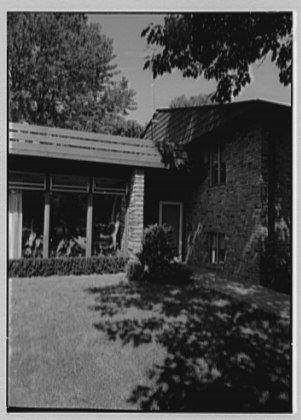 File:Joseph Prisant, residence at 23 Woolies Lane, Great Neck, Long Island, New York. LOC gsc.5a17609.tif