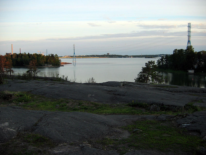 File:Juhannus-helsinki-2007-119.jpg