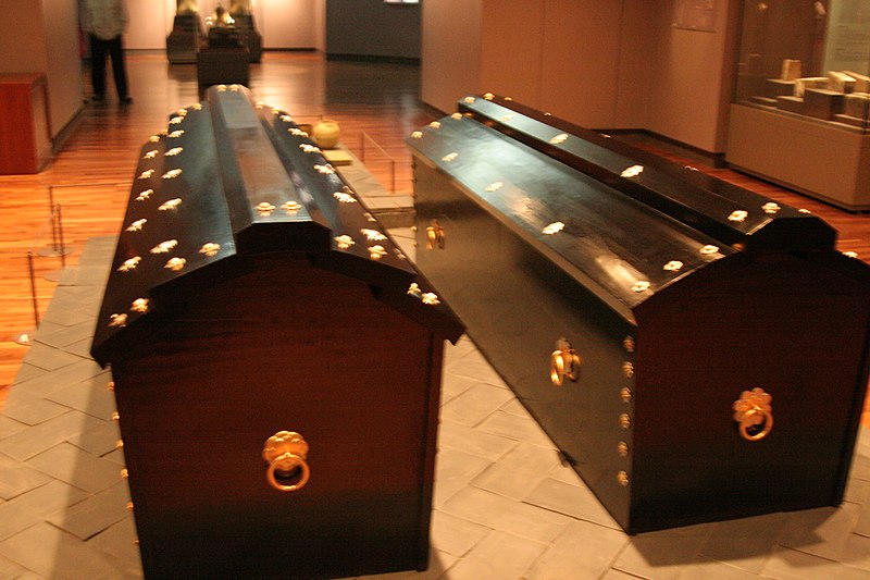 File:King Muryeong's tomb 6.jpg