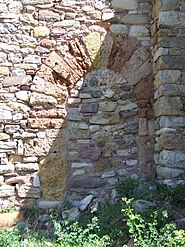 Porta medieval de la façana meridional