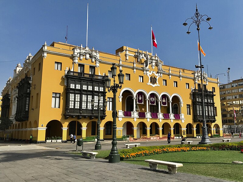 File:Lima City Hall.jpg