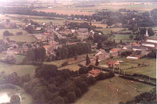 Usa ka Aerial View of Lusay-Fontaine