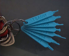 File:TSA Lock.JPG - Wikipedia