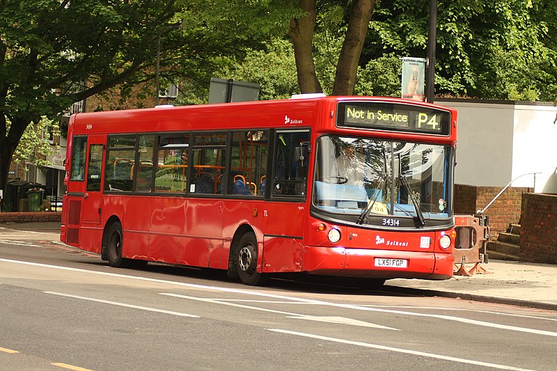 File:London Bus route P4 on London Road Forest Hill.jpg