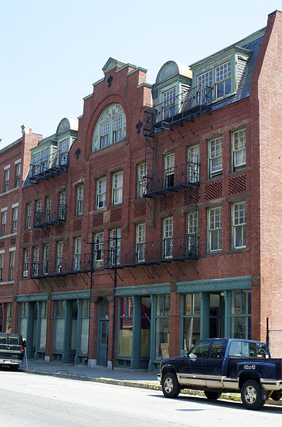 File:Lowell MA Howe Building.jpg