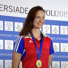 Lucie Brázdová se zlatou medailí z Univerziády 2019