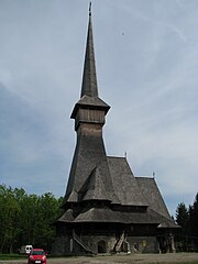 Igreja do mosteiro Săpânța Peri, a igreja de madeira mais alta do mundo