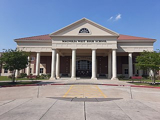 <span class="mw-page-title-main">Magnolia West High School</span> High school in Magnolia, Texas