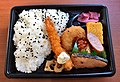 ファミマの幕の内弁当