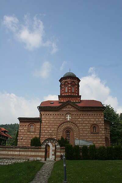 File:Manastir Lelić 081.jpg