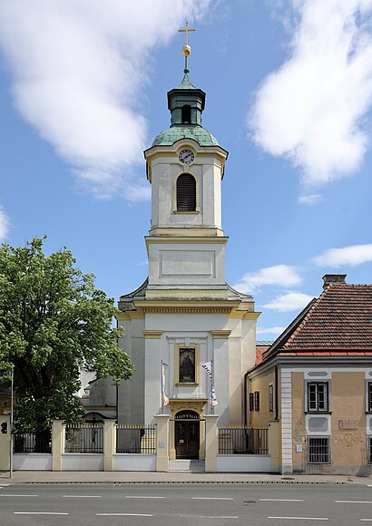 So kommt man zu Franziskanerkloster Maria Enzersdorf mit den Öffentlichen - Mehr zum Ort Hier