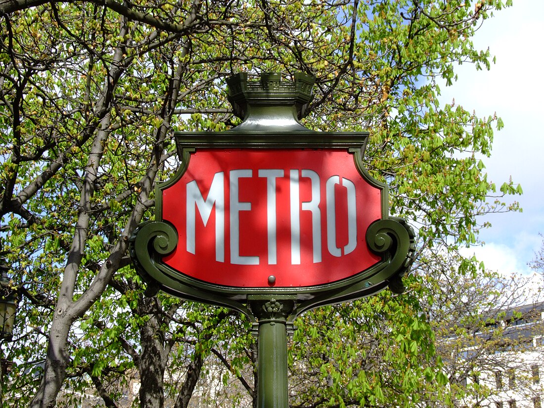 Franklin D. Roosevelt (métro de Paris)