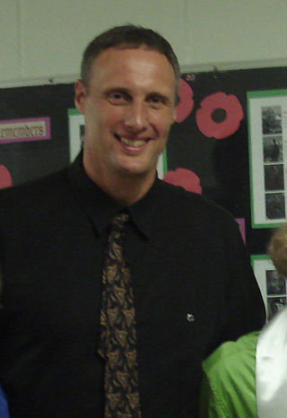 <span class="mw-page-title-main">Mike Smrek</span> Canadian basketball player