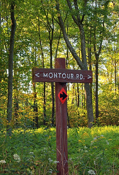 File:Montour Road (7998445070).jpg