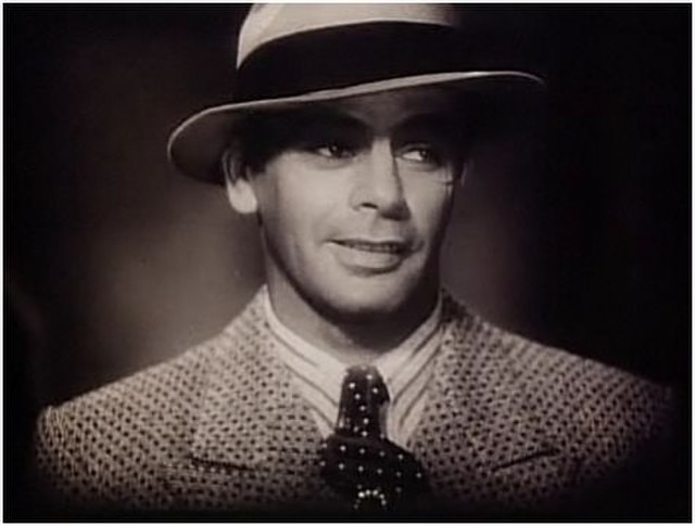 Paul Muni in the trailer for Scarface