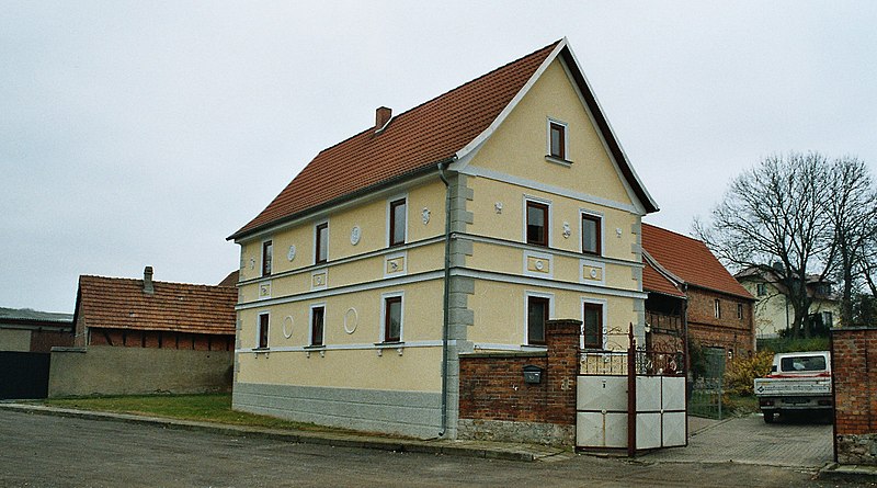 File:Niederreißen-Bauernhof.jpg