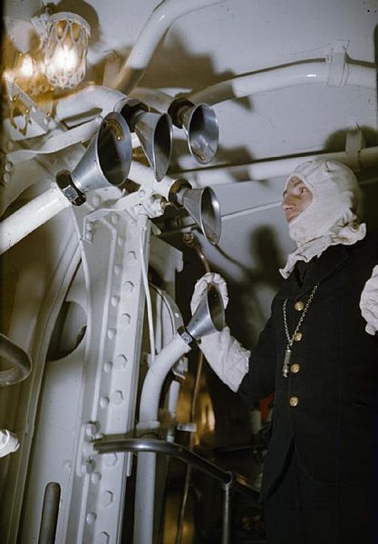 File:On Board a Battleship, November 1942 TR312.jpg