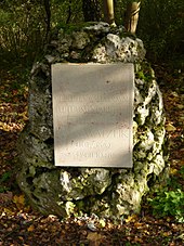 Watzlik-Gedenkstein in Tremmelhausen (Quelle: Wikimedia)