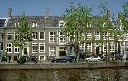 Front gate building on the Prinsengracht Poortgebouw deutzen.jpg