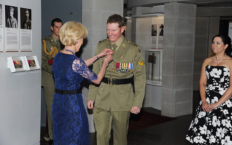 File:Presentation of The Queen’s Diamond Jubilee medal to Corporal Daniel Keighran VC (2).jpg