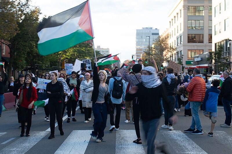 File:Pro-Palestine and pro-Israel protest in Cambridge DSC 0333 (53249833594).jpg