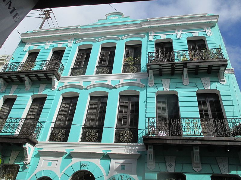 File:Puerto Rico — San Juan — Turquoise residential building.JPG