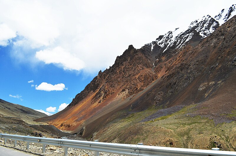 File:Rainbow mountains.jpg