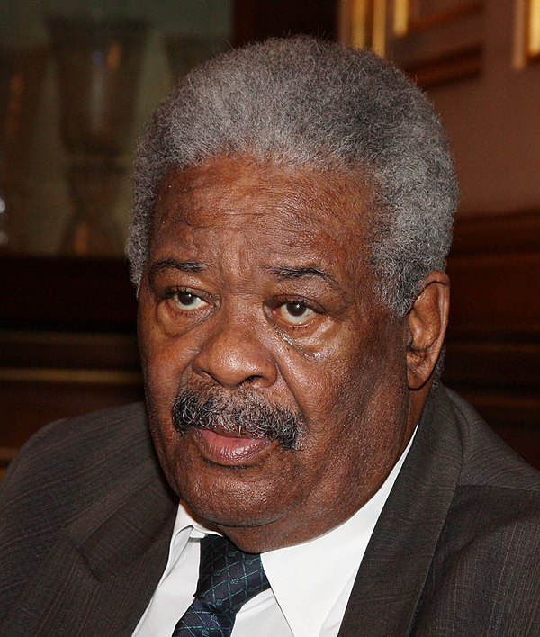 Image: Ralph T. O'Neal (cropped)