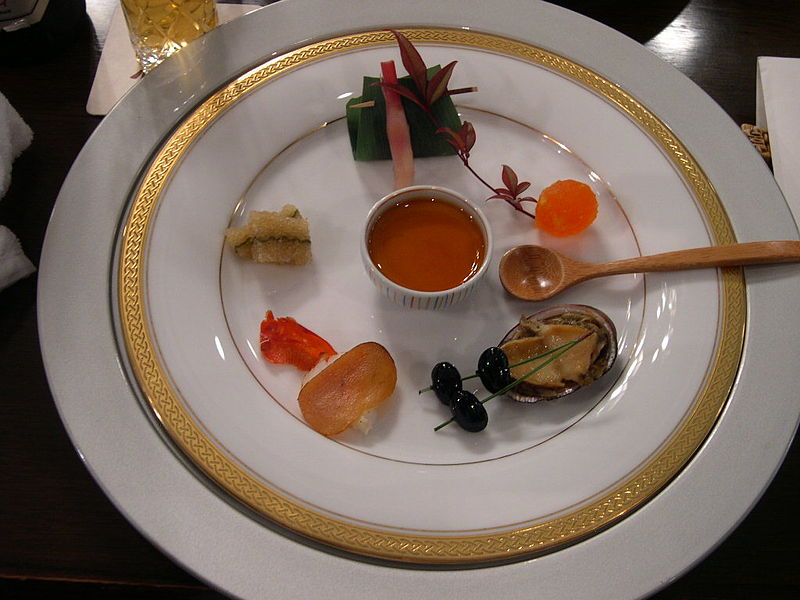 File:Rokusan-tei first course.JPG