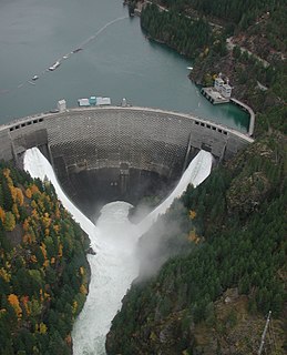 Ross Dam dam in Ross Lake National Recreation Area, Whatcom County, Washington, USA