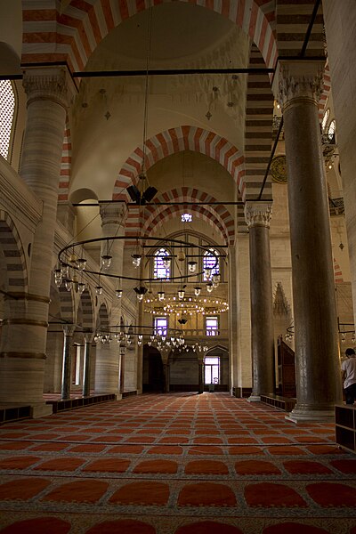 File:Süleymaniye Mosque interior.jpg