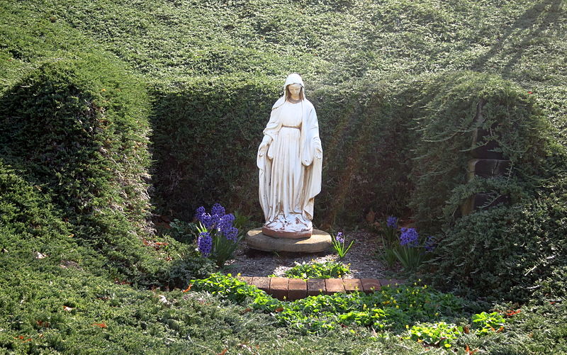 File:Saint Peter Catholic Church (Millersburg, Ohio) - statue of the Immaculate Conception.jpg