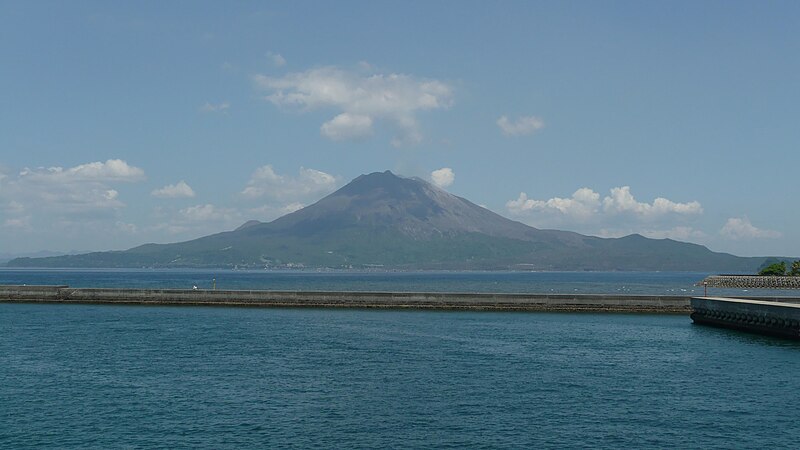 File:Sakurajima from Tarumizu Port 2009.JPG