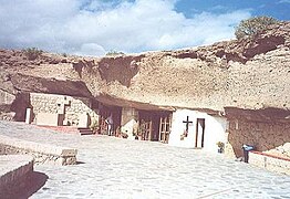 Cueva del Santu Hermanu Pedro en El Médano (Granadilla d'Abona, Tenerife), dedicáu al primer santu canariu, San Pedro de San José Betancur.