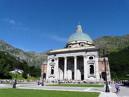 Santuario di Oropa chiesa nuova complesso1