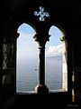 Schweiz Schloss Chillon Innenansicht Fenster.jpg