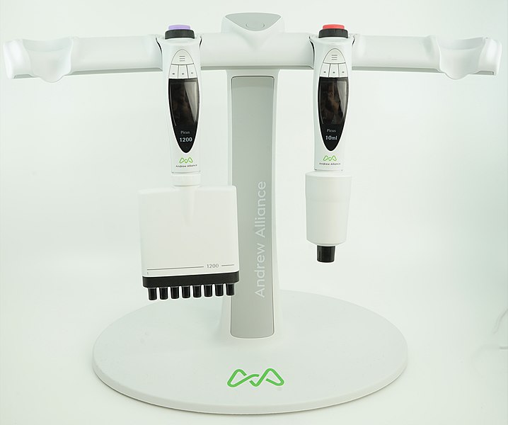 File:Smart pipette stand.jpg