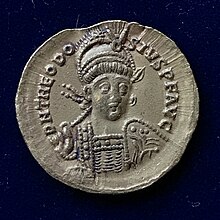 Solidus d'or de Théodose II frappé à Constantinople en 420-423